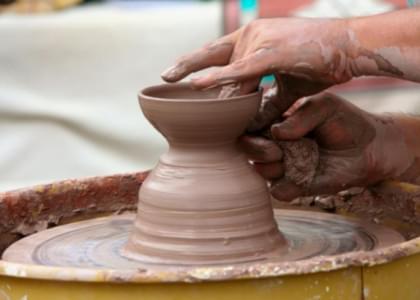 Более 20 мастеров керамики соберутся на фестивале «Керамiка Крэва» в Сморгонском районе