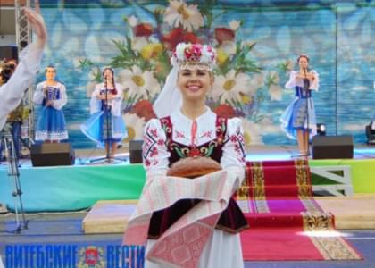 XIX Международный фестиваль народной музыки «Звіняць цымбалы і гармонік» прошел в Поставах (фото)