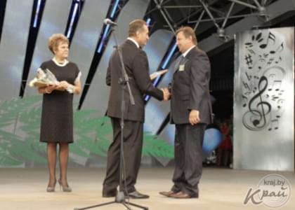 Руководителей  Молодечненской и Вилейской инспекций природных ресурсов наградили грамотами (фото)