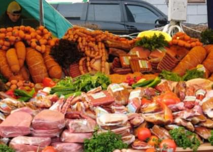 На последней осенней ярмарке в Воложине можно будет купить не только овощи и картошу, но и мясо, рыбу, мед