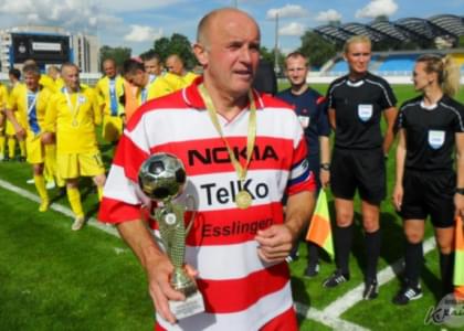 Владимир Голубко: «Нам не будет равных лет пять». Молодечненские ветераны выиграли кубок области по футболу (фото)