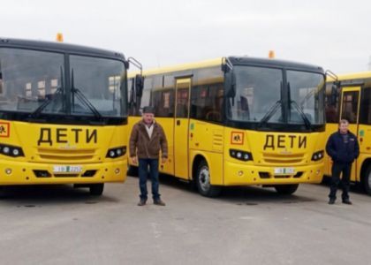 В Вилейский и Мядельский районы поступили новые автобусы для подвоза школьников