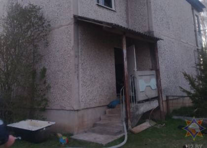 В Браславском районе подросток вывел троих детей из квартиры, в которой начался пожар