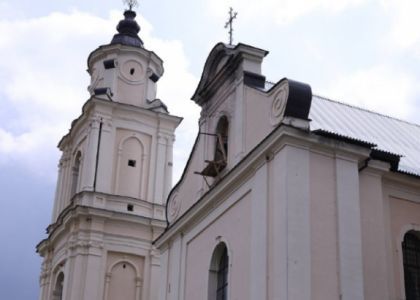 Пожару в Будславском костеле – год. Что произошло со святыней за это время?