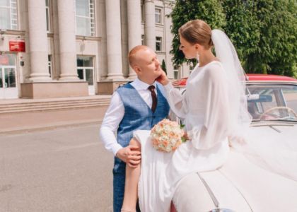 Свадьба месяца Ольги и Никиты Малашко из Молодечно – на раритетной Волге и с бабушкиными предсказаниями