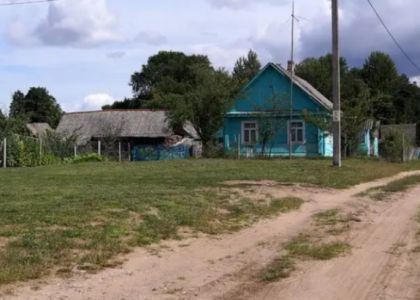 В деревне Дорогунь под Воложином из местных осталось четыре женщины 