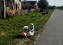 Завоняло впервые за 10 лет. В Вилейском районе сельчане жалуются на вонь мусорных отходов, которые коммунальщики не убирали две недели 