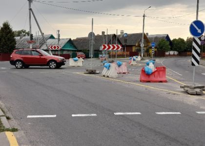 Из-за ремонта кольца на пересечении улиц Шубина и Стахановской автобусы в Вилейке поедут по улице Независимости 