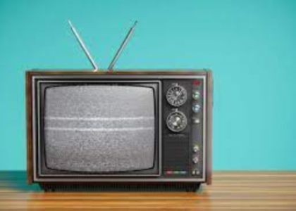 В Молодечно пенсионерке выставили счет в 1250 долларов за ремонт телевизора 