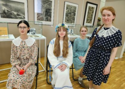 О нелегкой судьбе женщин на войне рассказали в музее 