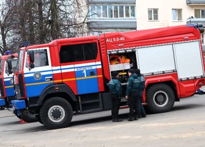 «Ситроен» горел после полуночи в Молодечненском районе – хозяину теперь придется чинить двигатель 