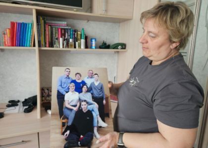 «Мужа встретила в электричке». Елена Головач воспитывает пятерых детей и уверена, что судьба есть 