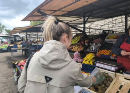 За чем стоит ехать на рынок в Молодечно? Сравнили цены с вилейскими 