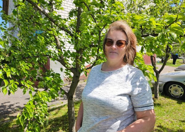 Ядвига Чобот уехала из Сморгонского района в деревню под Молодечно и сменила профессию почтальона, став дояркой на местной ферме. Сожалеет ли она об этом?  