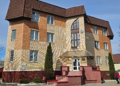 В Молодечно судили мужчину, который в хозпостройке выращивал наркотические растения    