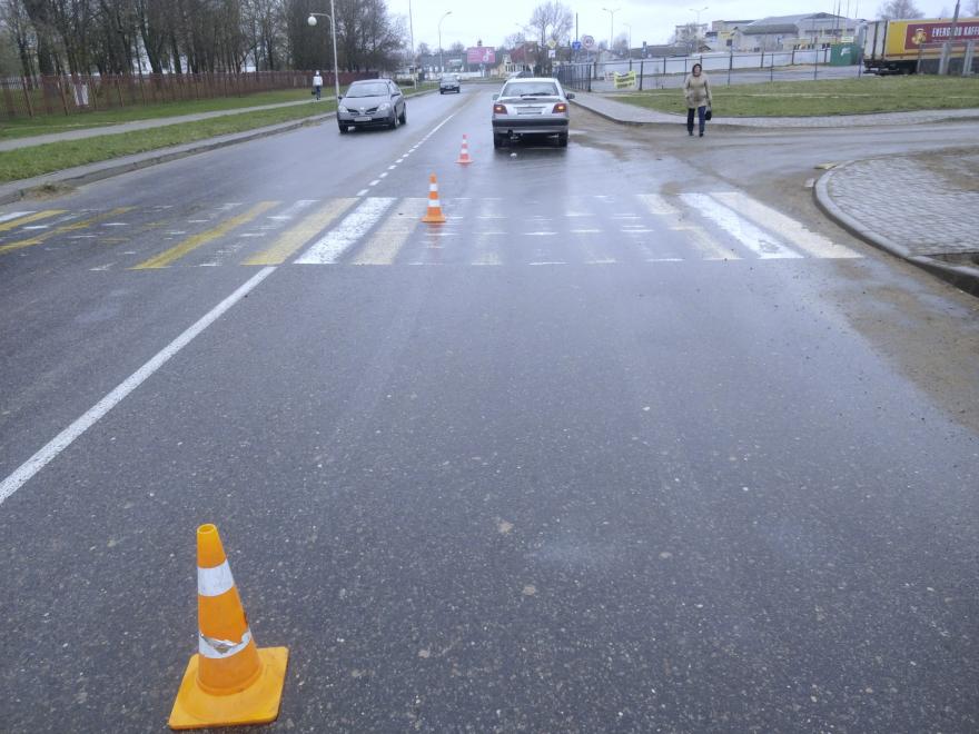 Работа гаи молодечно. Водитель Уступи дорогу пешеходу баннер. Водитель Уступи дорогу пешеходу картинки. Уступай дорогу пешеходам. Водитель Уступи дорогу пешеходу реклама.