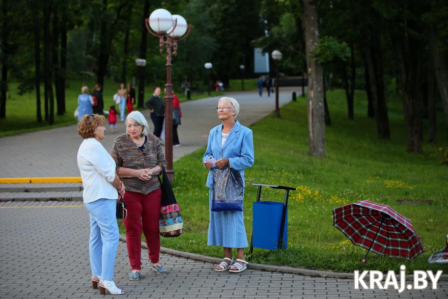 Танцы на стульях для пожилых