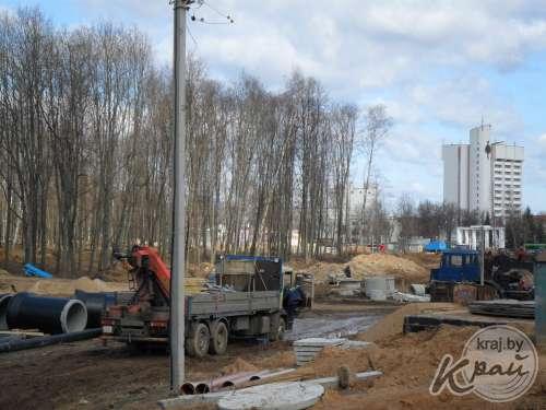 Строительство летнего амфитеатра в Молодечно. Фото kraj.by