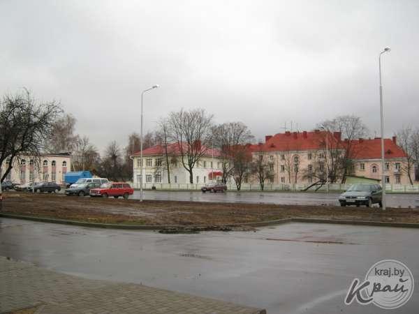 Новая стоянка рядом с улицей Притыцкого в Молодечно. Фото Kraj.by