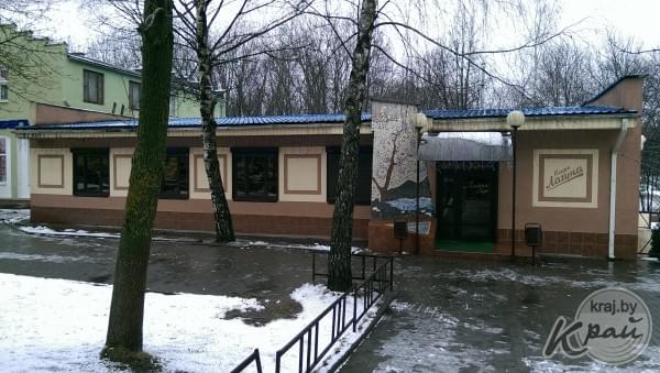 Кафе «Лагуна» в Молодечно, ул. Б. Хмельницкого, 25.