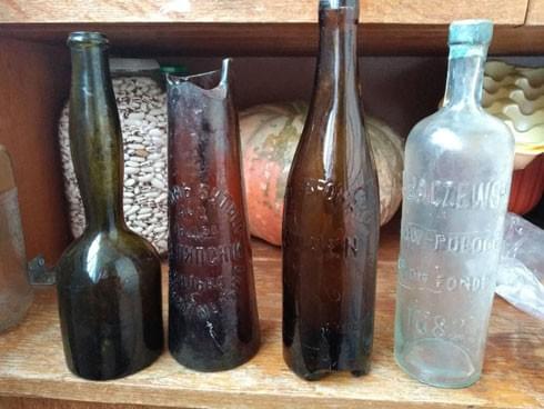 В Вилейке нашли бутылку, которой почти 240 лет
